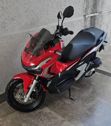 HONDA ADV 